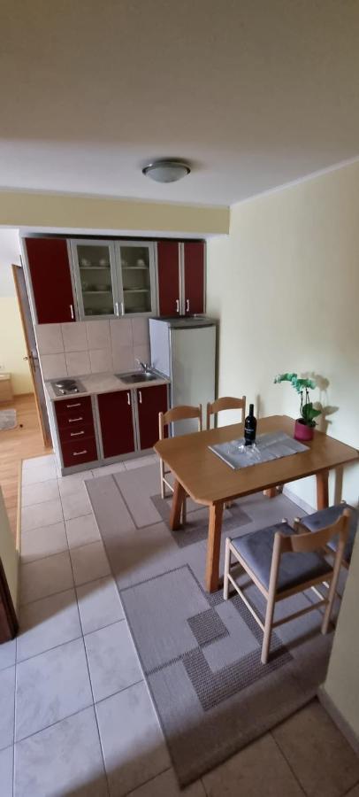 Apartmani Italo Biograd Na Moru Zewnętrze zdjęcie